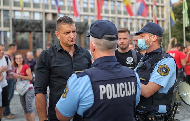 Zoran Stevanović, kranjski mestni svetnik, nekdanji kandidat za kranjskega župana in nekdanji član SNS, ki je letos ustanovil svojo stranko. FOTO: Blaž Samec/Delo