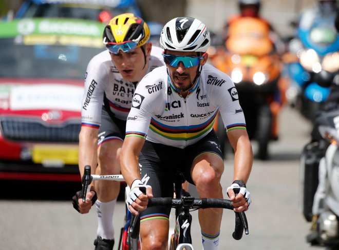 V Belgiji bo proti Mateju Mohoriču in druščini naslov svetovnega prvaka branil Julian Alaphilippe. FOTO: Benoit Tessier/Reuters