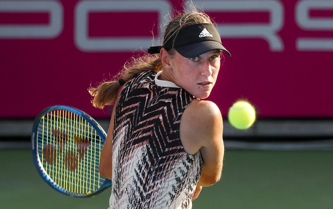 Kaja Juvan se je prvič uvrstila v polfinale turnirja WTA. FOTO: Matej Druznik/Delo