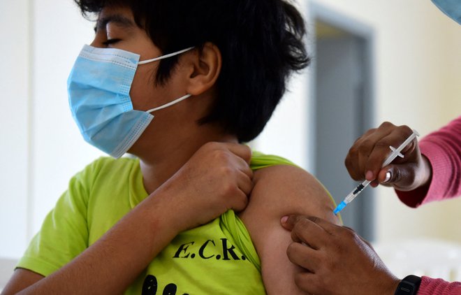 Cepivo Pfizerja in Biontecha je varno tudi za otroke. FOTO: Norberto Duarte/AFP
