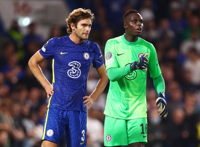 Marcos Alonso ne bo več klečal pred tekmami, čeprav zelo spoštuje temnopolte soigralce. FOTO:&nbsp;Hannah Mckay/Reuters