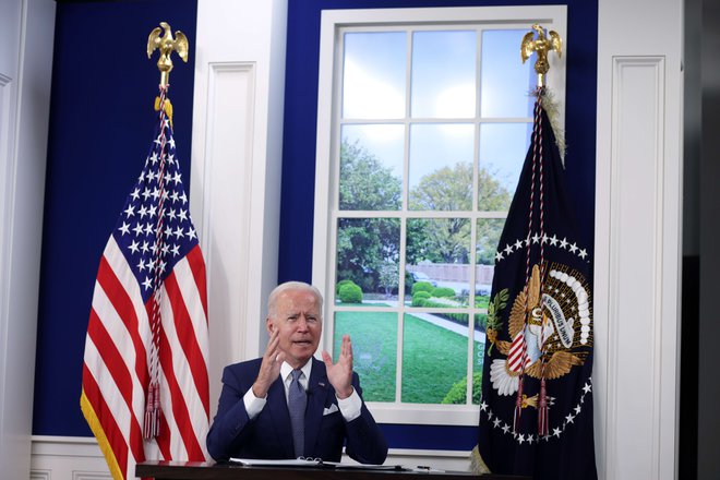 Ameriški predsednik Joe Biden med današnjim virtualnim vrhom. Foto: Alex Wong/Afp