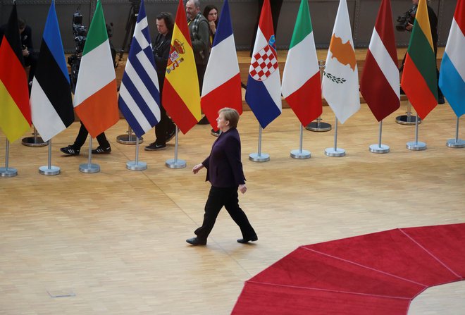 Angela Merkel se poslavlja od politike. FOTO: Reinhard Krause/Reuters