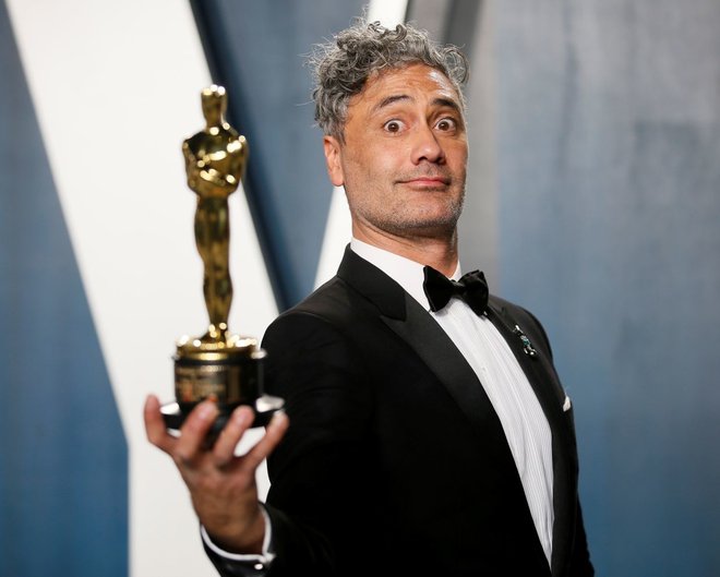 Nove televizijske serije se na podlagi zgodbe o Čarliju in čokoladi loteva novozelandski režiser, igralec, scenarist in producent Taika Waititi. FOTO: Danny Moloshok/Reuters