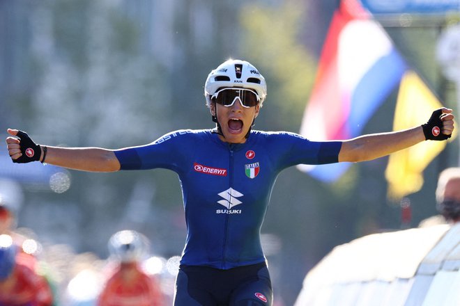 Italijanka Elisa Balsamo je slavila v sprintu. FOTO: Kenzo Tribouillard/AFP