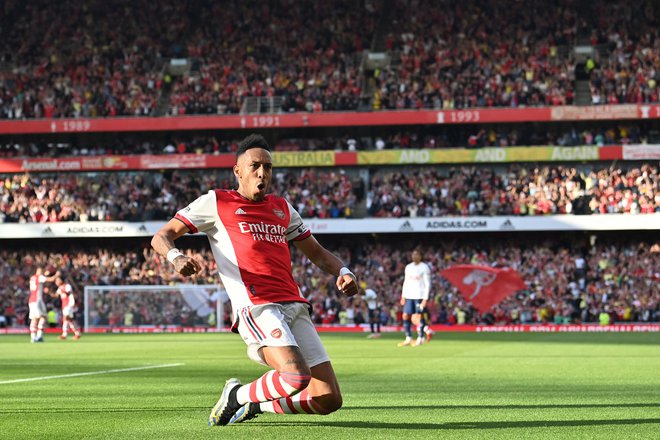 Pierre-Emerick Aubameyang se je vpisal med strelce za Arsenal. FOTO: Ben Stansall/AFP