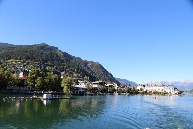 Zell am See, občina s približno 10.000 prebivalci, se skupaj z manjšim Kaprunom predstavlja kot destinacija Zell am See - Kaprun. FOTO: Milan Ilić