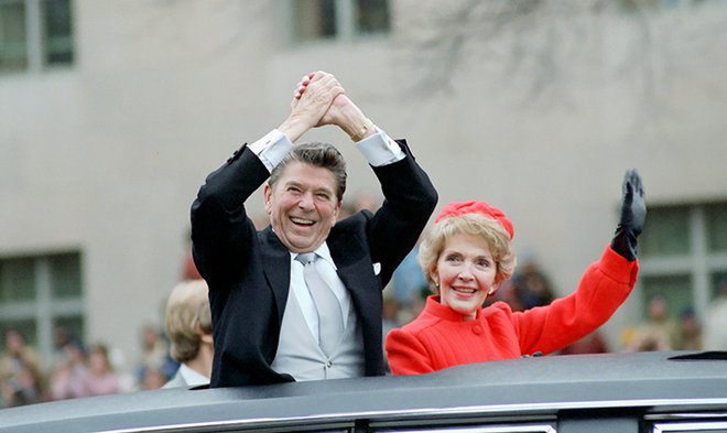 Ronald in Nancy Reagan. FOTO: Reuters