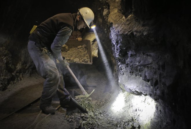 Fotografija je simbolična. FOTO: Jože Suhadolnik/Delo