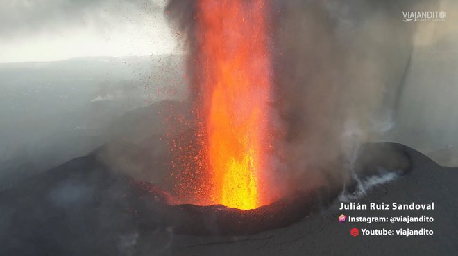 Vulkanski izbruh na vulkanskem otoku, kot je La Palma, ni presenečenje. FOTO: Julian Ruiz Sandoval/Reuters