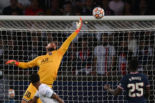 Gianluigi Donnarumma je imel odličen večer. FOTO: Franck Fife/AFP