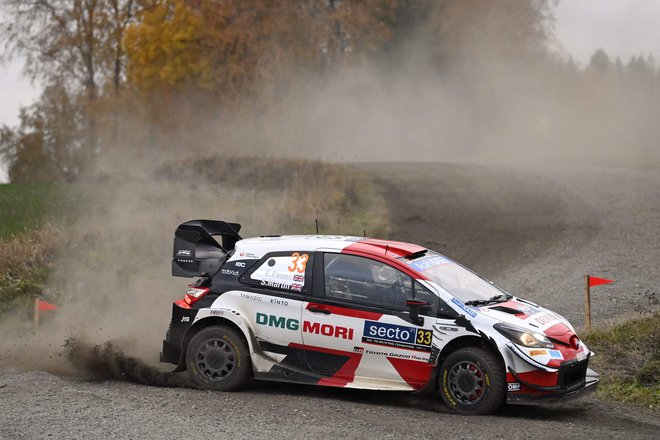 Elfyn Evans si je pridirkal drugo letošnjo in skupno peto zmago na relijih za svetovno prvenstvo. FOTO: Jussi Nukari/AFP