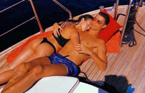 Cristiano Ronaldo in Georgina Rodriguez imata denar, zato si lahko privoščita prav vse. FOTO: Instagram
