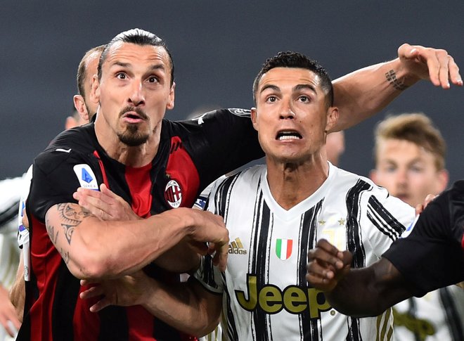 Ibrahimović ima z Milanom sklenjeno pogodbo do konca sezone, Cristiano Ronaldo (oba na fotografiji) je Manchester Unitedu letos obljubil dveletno zvestobo. FOTO: Massimo Pinca/Reuters