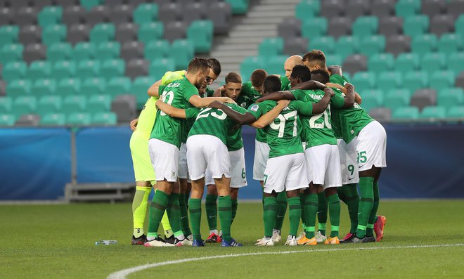 Kdo bo zeleno-bele vodil na nedeljski tekmi proti sežanskemu Taboru. FOTO: Blaž Samec/Delo
