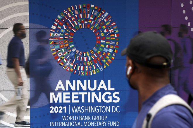 V Washingtonu se začenja letno zasedanje IMF in Svetovne banke, ki bo večinoma virtualno potekalo do 17. oktobra. FOTO: Alex Wong/AFP