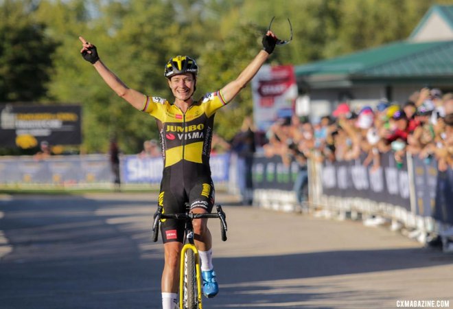 Marriane Vos je z dvema zmagama začela novo ciklokros sezono. FOTO:&nbsp;Andrew Yee/Cxmagazine.com&nbsp;&nbsp;
