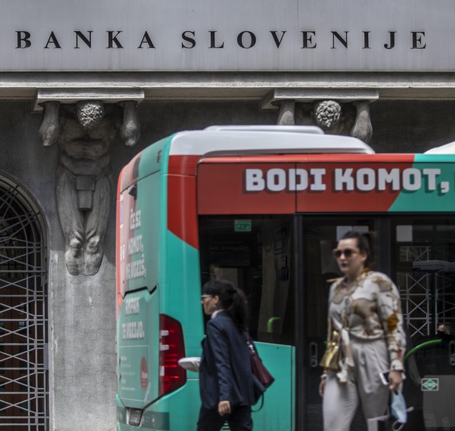 Banka Slovenije opozarja, da je vzdržnost ustvarjenih visokih bančnih dobičkov v prihodnje negotova. FOTO:&nbsp;Voranc Vogel/Delo
