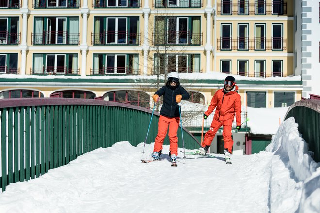 Iz vsakega apartmaja ali hotela v Obertauernu je mogoč neposreden dostop do smučišča.

FOTO: Markus Rohrbacher
