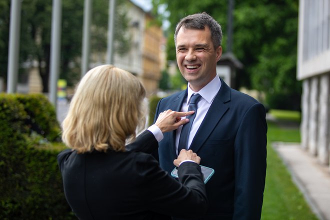 Minister za pravosodje Marjan Dikaučič je prvi član vlade Janeza Janše, proti kateremu bo interpelacija morda uspešna. FOTO: Voranc Vogel
