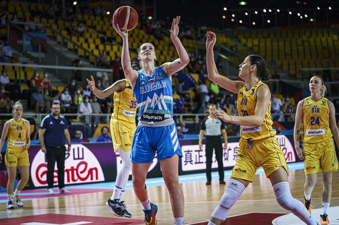 Eva Lisec blesti v dresu Dinama iz Kurska.&nbsp;FOTO: Fiba
