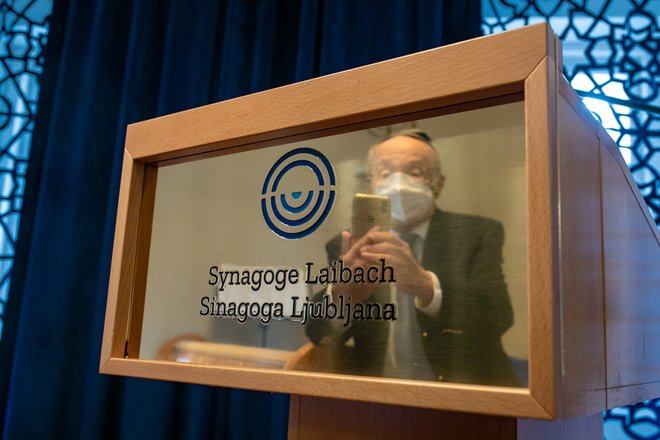 Predsednik Sinagoge Ljubljana je Elie Rosen, sicer predsednik graške judovske skupnosti. FOTO: Voranc Vogel/Delo

