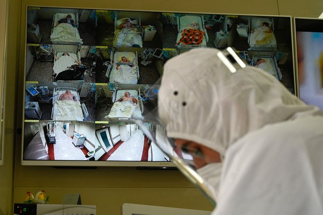 Komu zaupati podatke, je najpomembnejše vprašanje.&nbsp;FOTO: Nikolay Doychinov/Afp
