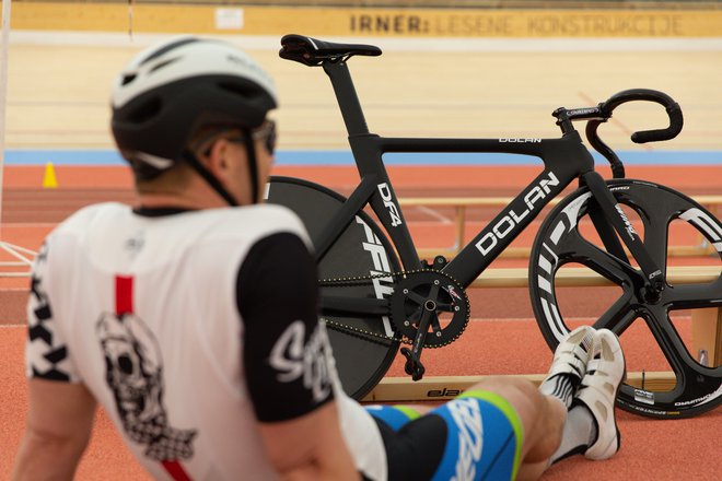 Kolo za na velodrom je izredno prvinsko. FOTO: Eduard Žalar
