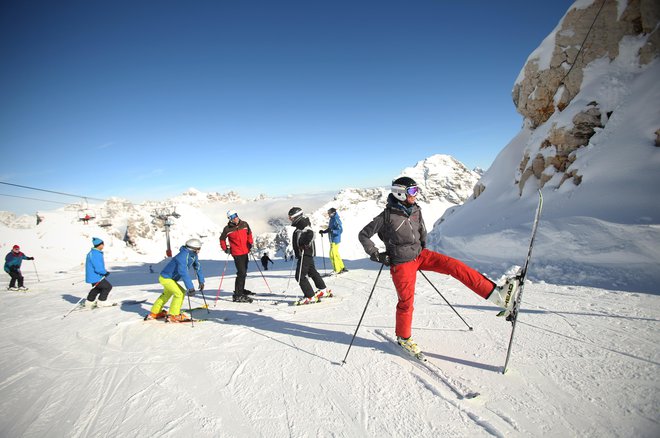 Pregled najbolje prodajalnih alpskih smuči pri nas. FOTO: Jure Eržen/Delo
