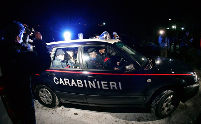 Policisti so v racijah, ki so med drugim potekale v Reggio Calabrii, Milanu, Firencah in Livornu, zasegli tudi približno tono kokaina iz Južne Amerike. (Fotografija je simbolična). FOTO:&nbsp;Reuters
