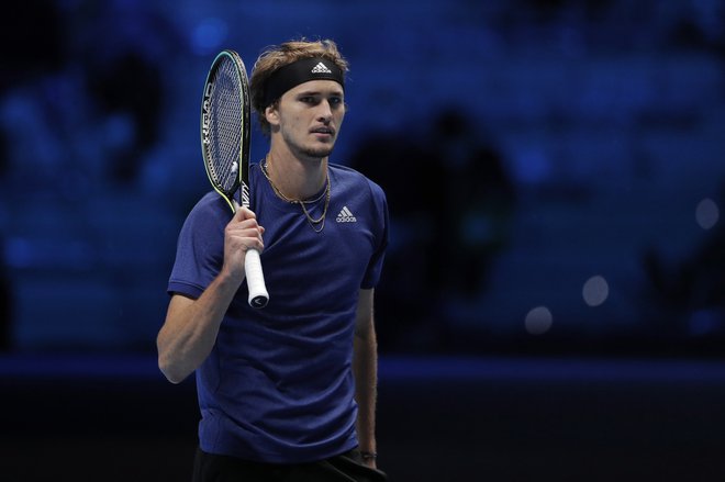 Alexander Zverev je premagal Huberta Hurkacza. FOTO: Guglielmo Mangiapane/Reuters
