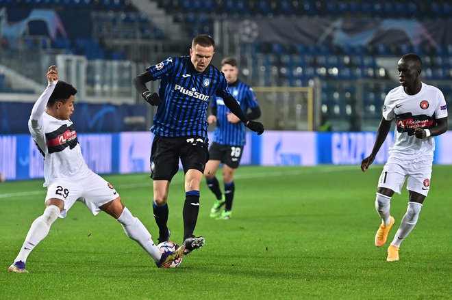 Za Josipa Iličića in druge nogometaše Atalante je bila vrnitev v ligaški ritem po reprezentančnih tekmah učinkovita. FOTO: Miguel Medina/FPA
