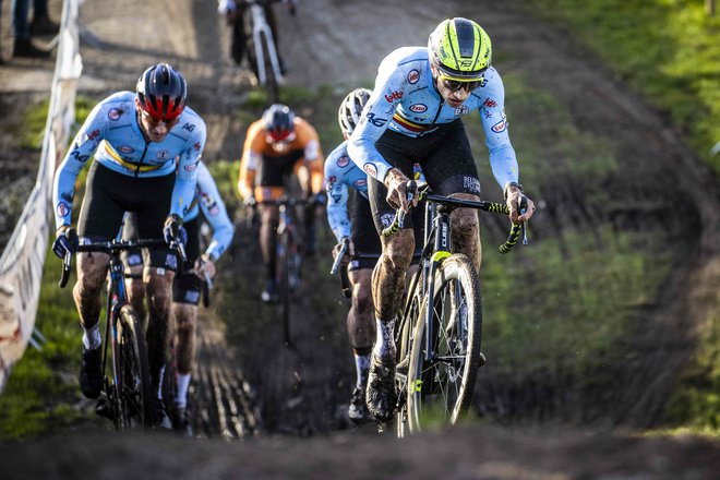 Belgijci prevladujejo med moškimi, Nizozemke pa med ženskami. FOTO: Vincent Jannink Afp
