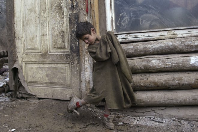 Neuradno je na Slovaškem skoraj devet odstotkov prebivalstva Romov. FOTO: Reuters/Petr Josek
