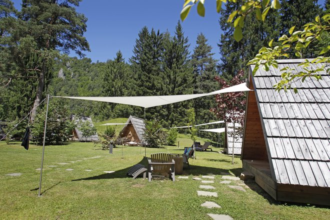 V Savi Turizmu bodo v petzvezdičnem Campingu Bled kamp parcele nadgradili v luksuzne. Foto Leon Vidic
