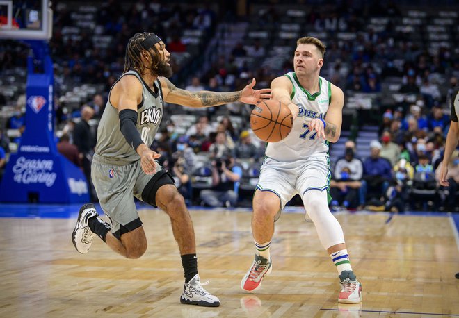 Luka Dončić je bil znova prrvi mož Dallasa, ki pa je izgubil že peto zaporedno tekmo pred svojimi navijači. FOTO: Jerome Miron/Usa Today Sports
