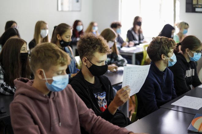 Otroke za nadarjenost testirajo (povsod še to ne), na koncu pa ne vedo, kaj naj počnejo z njimi. FOTO: Matej Družnik/Delo
