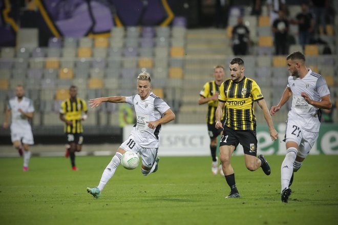 Slovenski prvaki so začeli konferenčno ligo proti Vitesseju in tudi končali jo bodo. A v Arnhemu bodo veliko bolj samozavestni kot so bili v Ljudskem vrtu. FOTO: Uroš Hočevar/Kolektiff
