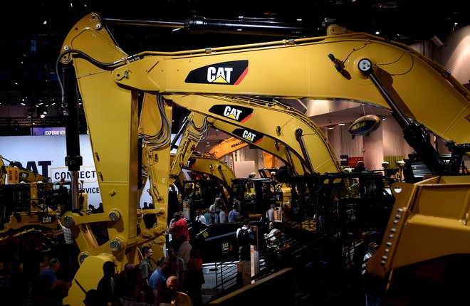 Caterpillar je ugodno pozicioniran za leti 2022 in 2023, kar podpirajo tudi njegovi posojilodajalci in vlagatelji. FOTO: David Becker/Reuters
