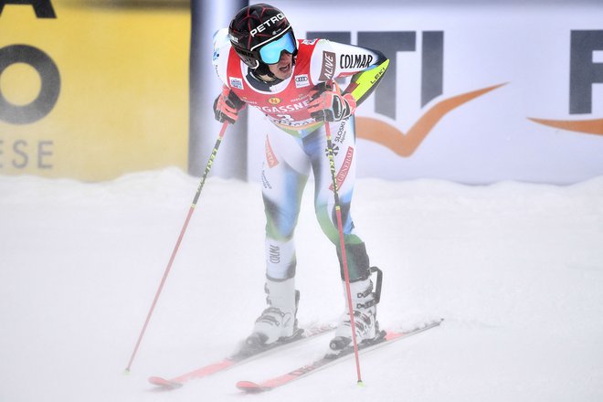 Žan Kranjec je veleslalomsko preizkušnjo končal na 10. mestu. FOTO: Jeff Pachoud/AFP
