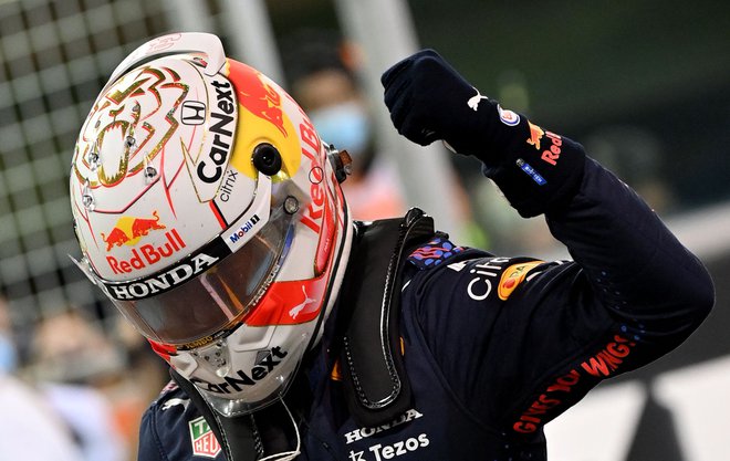 Max Verstappen slavi po dobljenih kvalifikacijah. FOTO: Andrej Isaković/AFP
