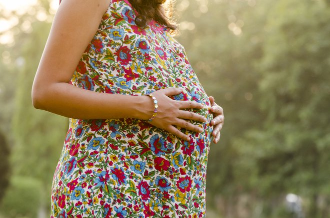 Strah pred neplodnostjo sproža tako silovita čustva, da lahko ženskam na milijon načinov prikažete koristi cepljenja, pa vas bodo ignorirale. FOTO: Shutterstock
