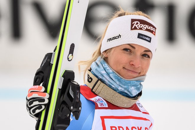 Lara Gut-Behrami (na fotografiji) je po sobotni zmagi v domačem St. Moritzu dan kasneje grdo padla.&nbsp;FOTO: Fabrice Coffrini/AFP
