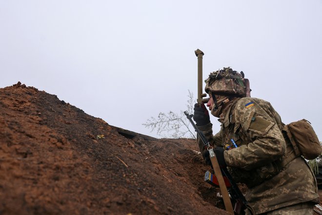 Potihoma naj bi Zahod začel pritiskati tudi na Kijev, naj krize na jugovzhodu države ne poskuša reševati s silo. Foto: Andrij Dubčak/Reuters
