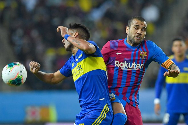 Daniel Alves (desno) je odigral prvo tekmo za svoj novi (stari) klub.&nbsp;FOTO: AFP
