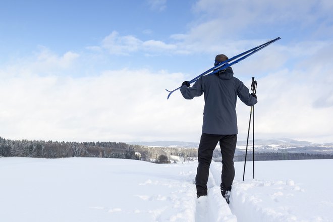 Najvišje ležeče primorsko naselje vaškega značaja sestavljajo samotne kmetije in več majhnih zaselkov. Oddaljene kmetije so opuščene. FOTO: Shutterstock
