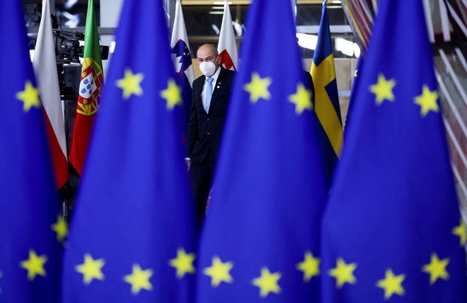 Evropa si bo drugo predsedovanje Slovenije svetu EU zapomnila predvsem po obnašanju premiera Janeza Janše. Foto Kenzo Tribouillard/Reuters
