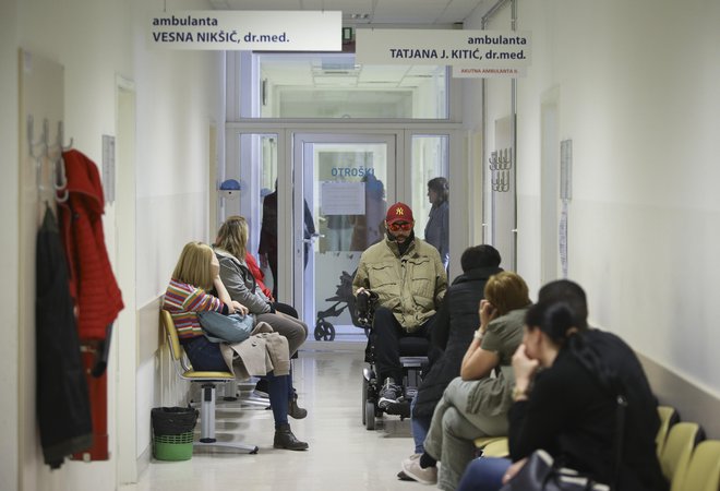 Kako bodo zdravstveni zavodi plačali občutno višje stroške za elekrtiko, še ni znano. FOTO:&nbsp;Jože Suhadolnik/Delo
