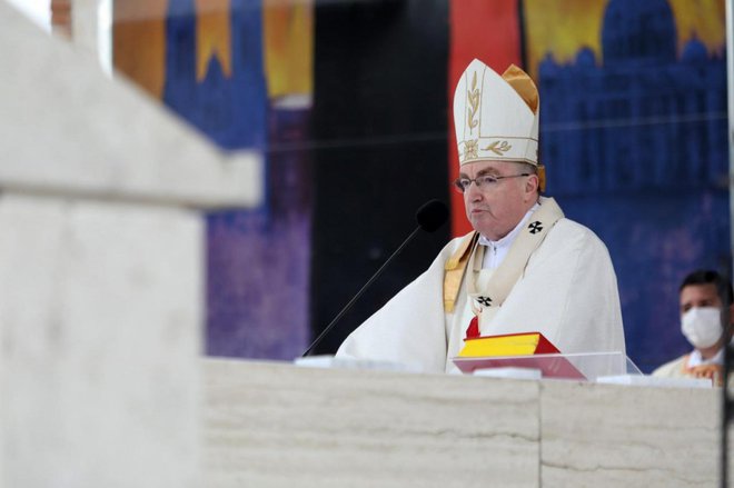 Kardinal Josip Bozanić se ne opredeljuje, kar po tihem jezi vlado Andreja Plenkovića. FOTO: Ranko Šuvar/Cropix
