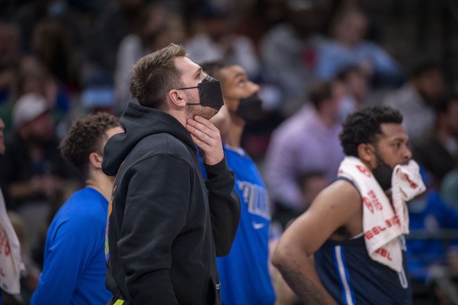 Luka Dončić upa na čim hitrejšo vrnitev v igralni ritem. FOTO: Jerome Miron/Usa Today Sports
